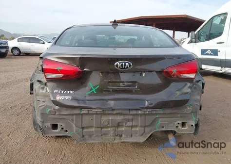 2018 Kia Forte Lx z USA, uszkodzony, nr VIN 3KPFL4A72JE200794